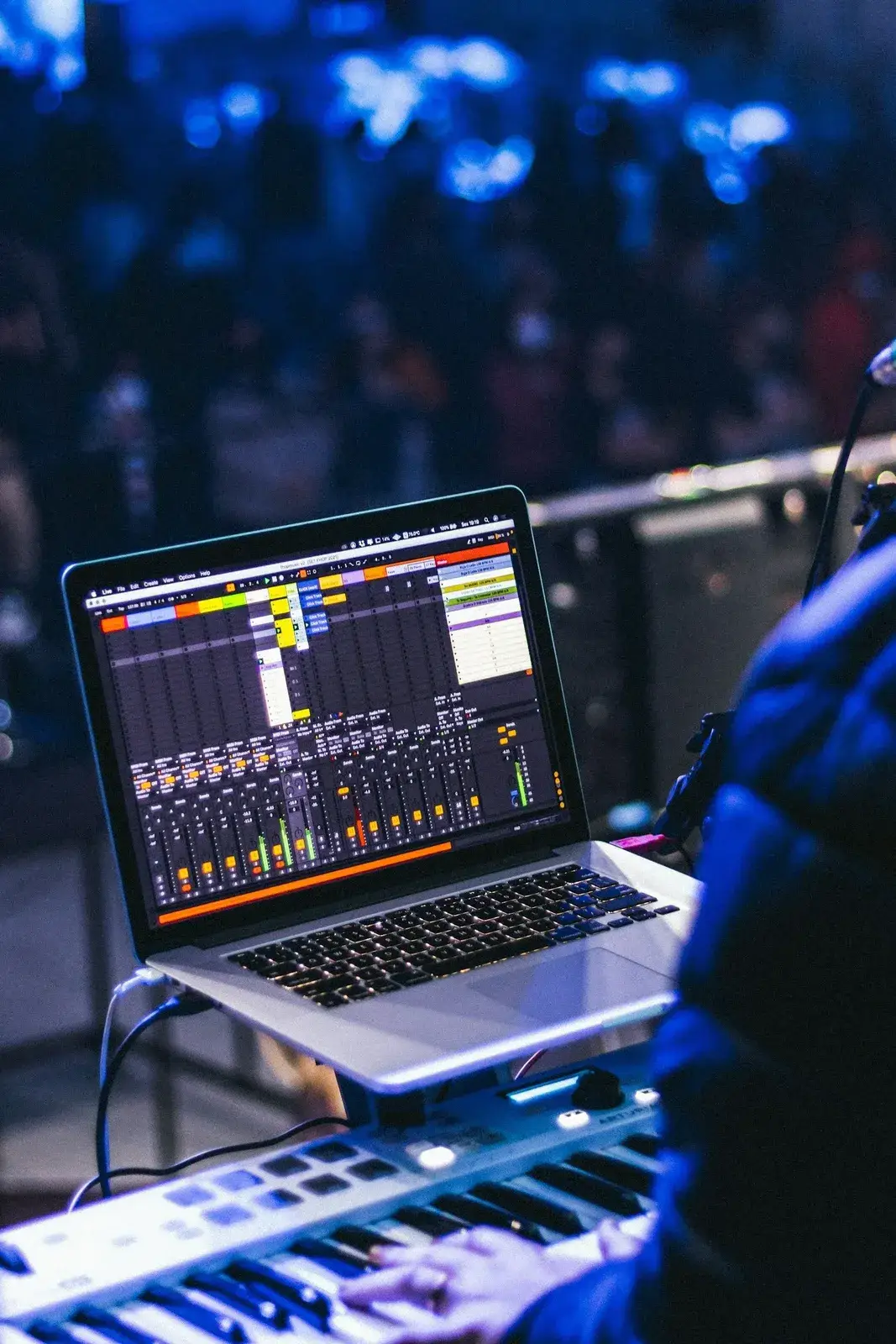 1000+ Professional Audio Cues